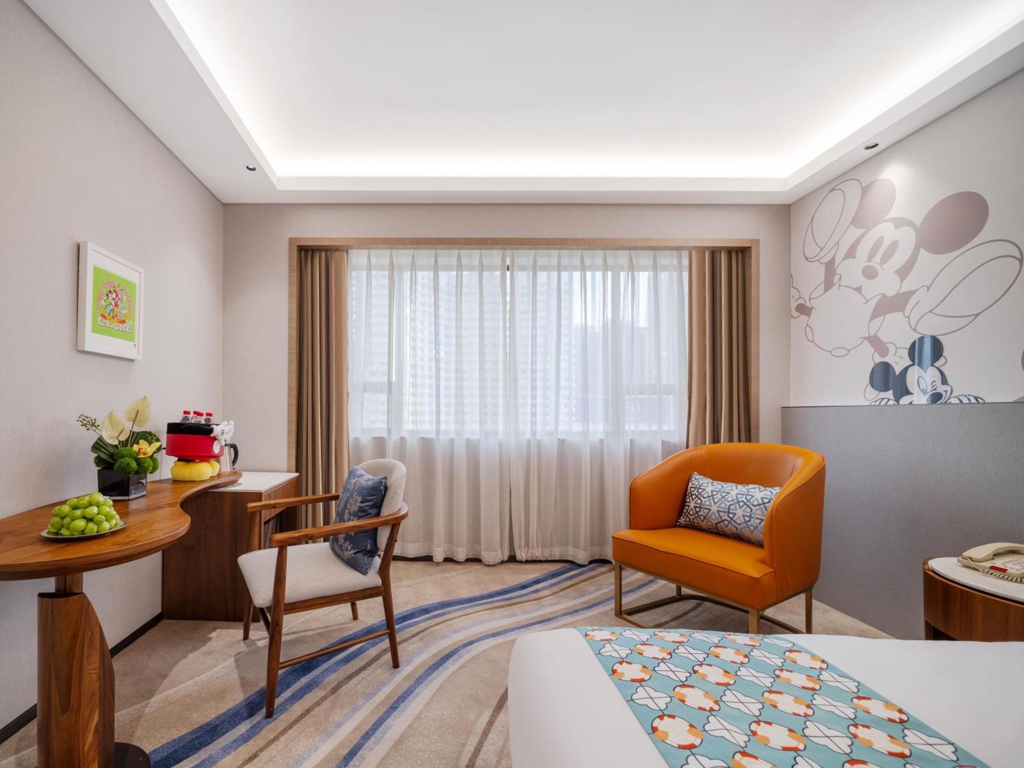 Grand Skylight Shenzhen: Business Zone Retreat With Perks 4* Shenzhen