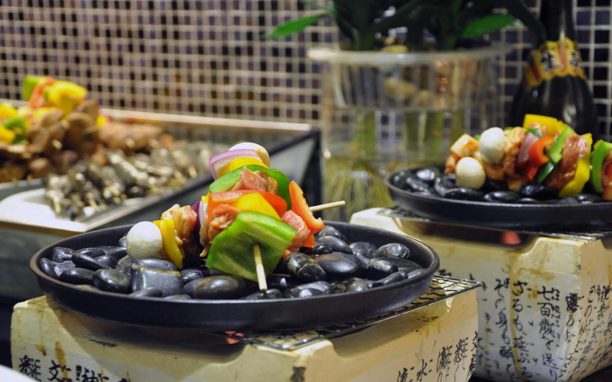 Grand Skylight Shenzhen: Business Zone Retreat With Perks Shenzhen